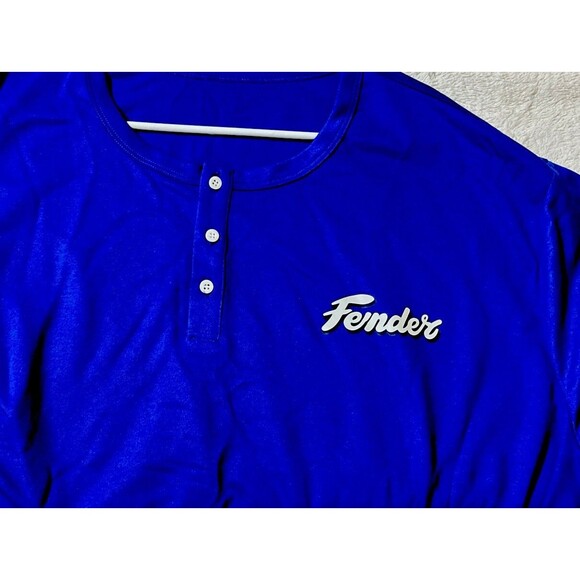 Fender Size 4X Short Sleeve TShirt Sportswear 100% Polyester Bright Blue Crew Ne - Picture 1 of 7